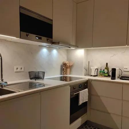 Apartamento Amazing Spacious Chiado 2-bedroom Stylish W Ac